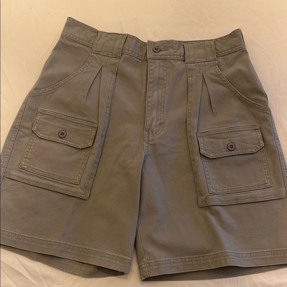 Cabela's Women's Gray Cargo Shorts